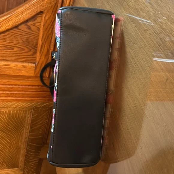 Sassy black & floral Betsey Johnson shoulder bag by Luv Betsey. Gently used. - Picture 5 of 11